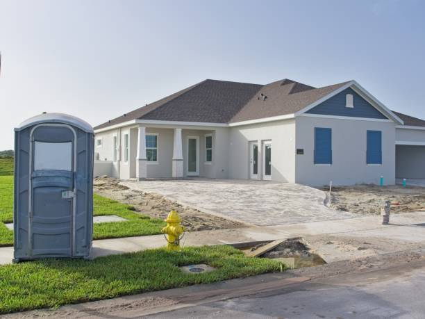 Porta potty delivery and setup in Eaton Estates, OH